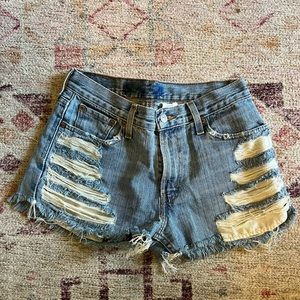 Levi’s distressed jean shorts